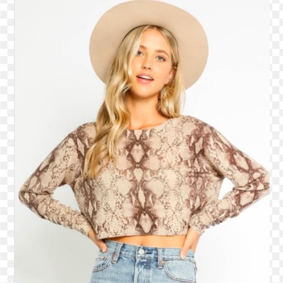 Brooklyn karma olivaceous snakeskin brown crop sweater with hood, size m - Picture 5 of 5